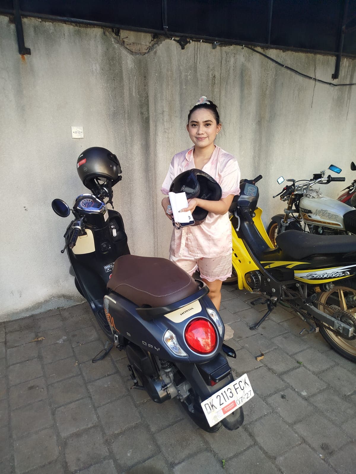 Honda Scoopy - Image 1